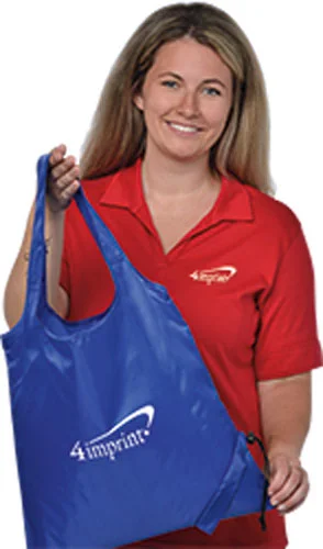 4imprint employee Dana holding the Bungalow Foldaway Tote